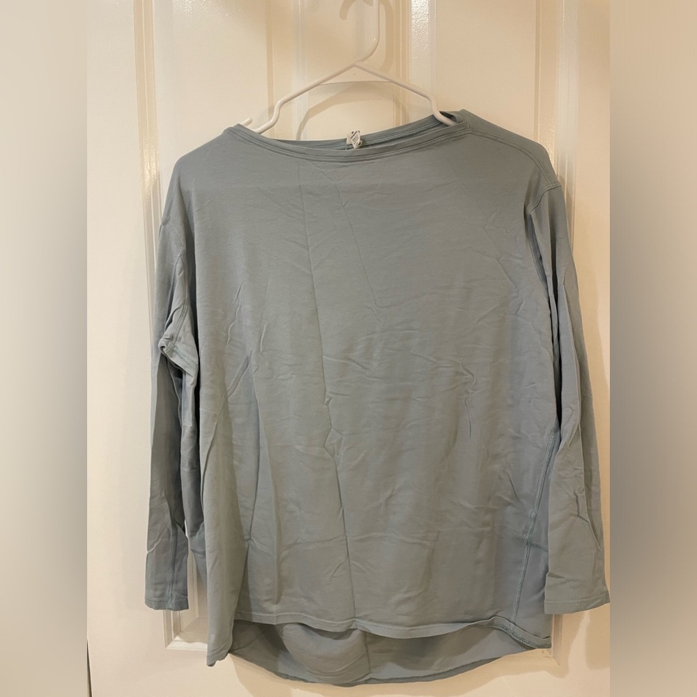 LULULEMON back in action long sleeve